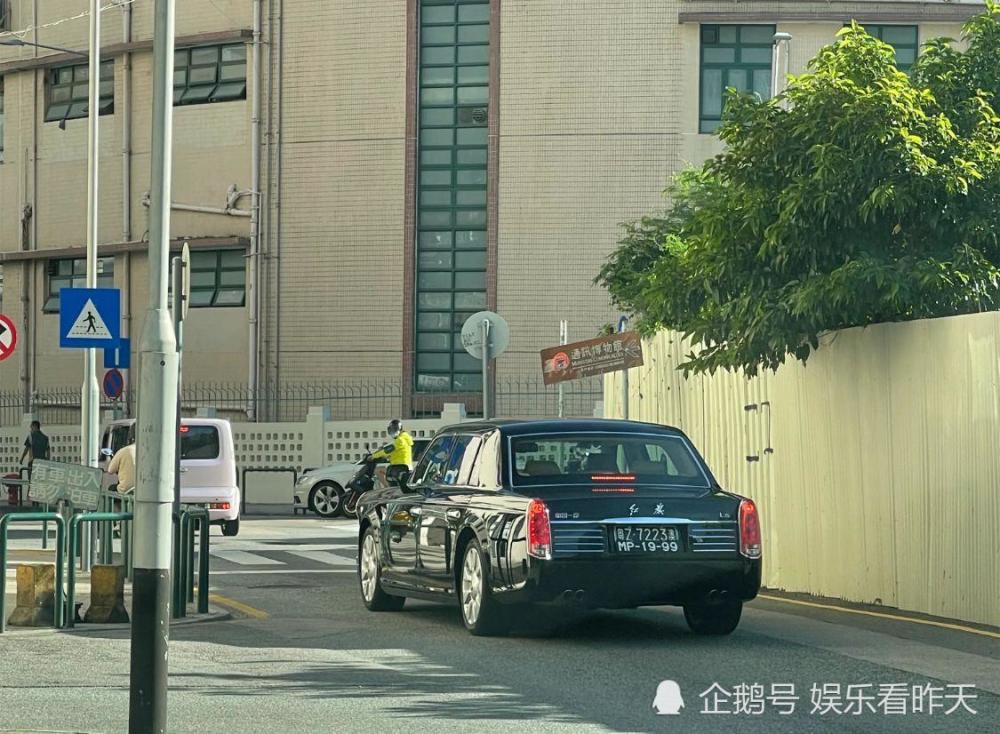 澳门第1辆红旗l5,陈明金的座驾,车牌号有特别含义