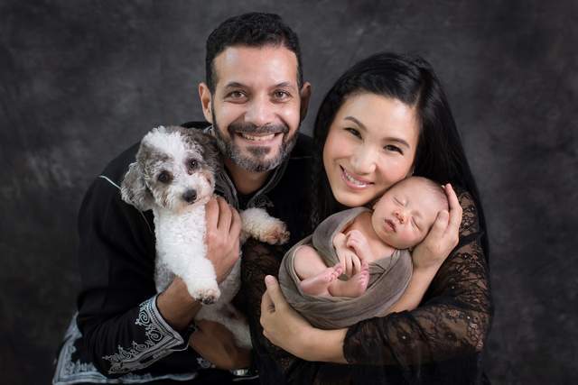 郑佩佩富豪前夫曝近况,抢先一步抱外孙,曾让妻子8次怀孕4次流产