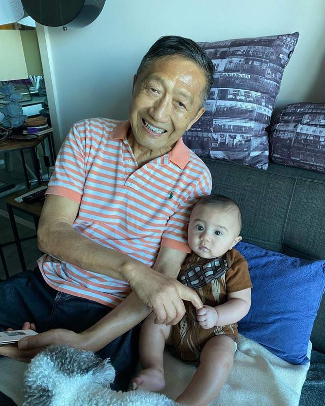 郑佩佩富豪前夫曝近况,抢先一步抱外孙,曾让妻子8次怀孕4次流产