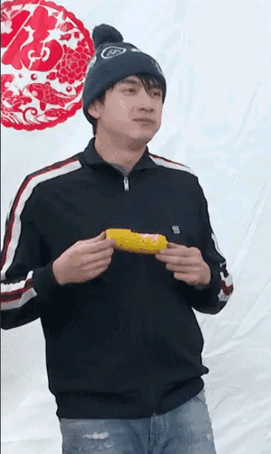 网恋和奔现的区别?林更新版本太好笑了,难怪大家都要看路人合照