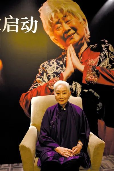 93歲還在登臺演顧香蘭,respect!