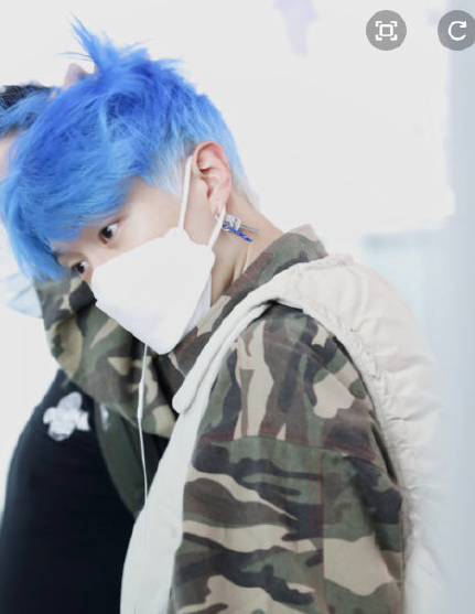 渐变蓝!有动漫里的男主角的味道了!