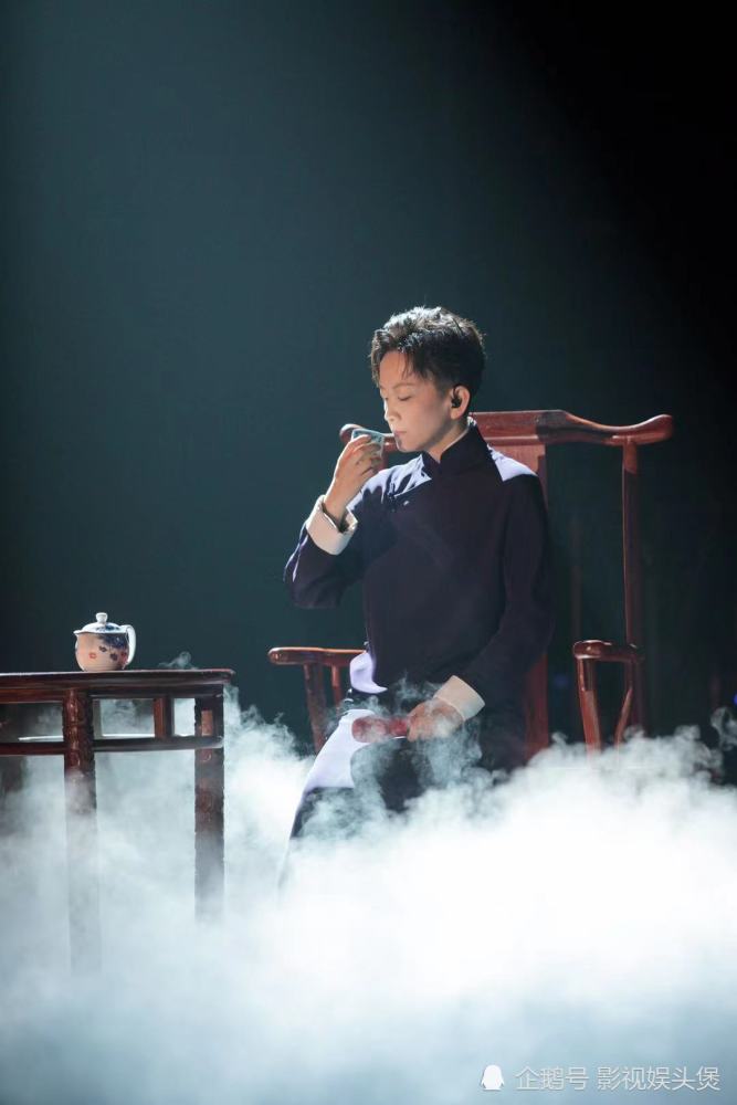 盛赞粤剧艺术家既传统又时尚王珮瑜透露,目前"清音会"已经去过很多