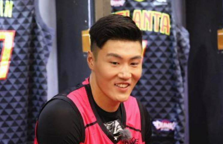 cba三消息:上海追逐广厦小将,赵柏清前景下滑,刘恒驿落选无憾