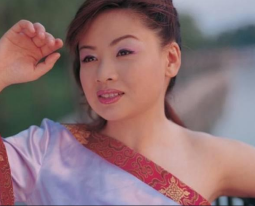 歌手李琼,因《山路十八弯》走红,消失20年后,如今的身份令人敬佩_腾讯