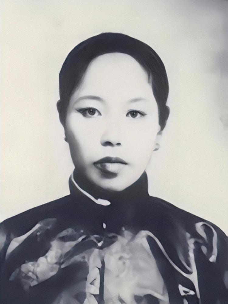 姐与憨坨的真挚情感你陪我不离不弃我伴你生死相依