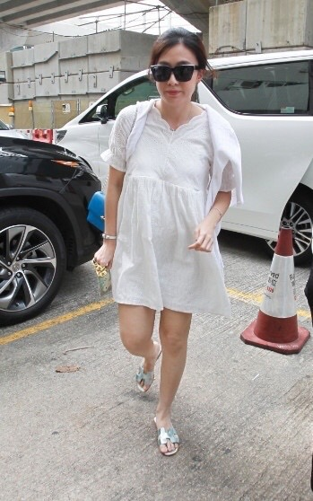 吕丽君学历高家世好,为何却输给样样不如她的甘比,只拿了分手费