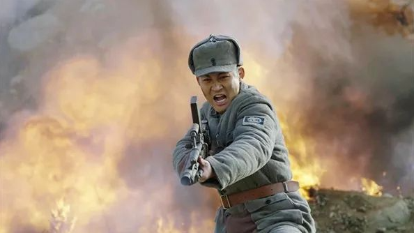 《烽火抗大》定档央八,张粟李金铭主演,抗日题材,有爆款可能性_腾讯