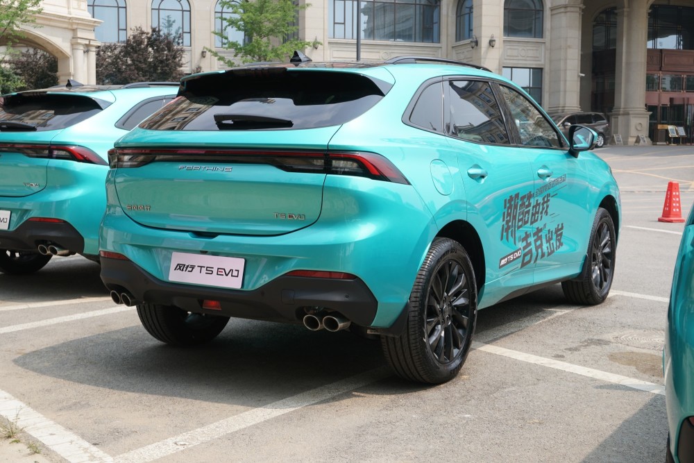 gs4plus对比风行t5evo买设计还是买科技