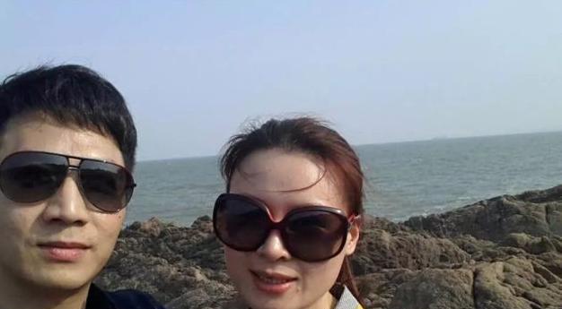 不管怎么说,逝去的人再也无法见到光明,而林生斌和现任妻子小乐