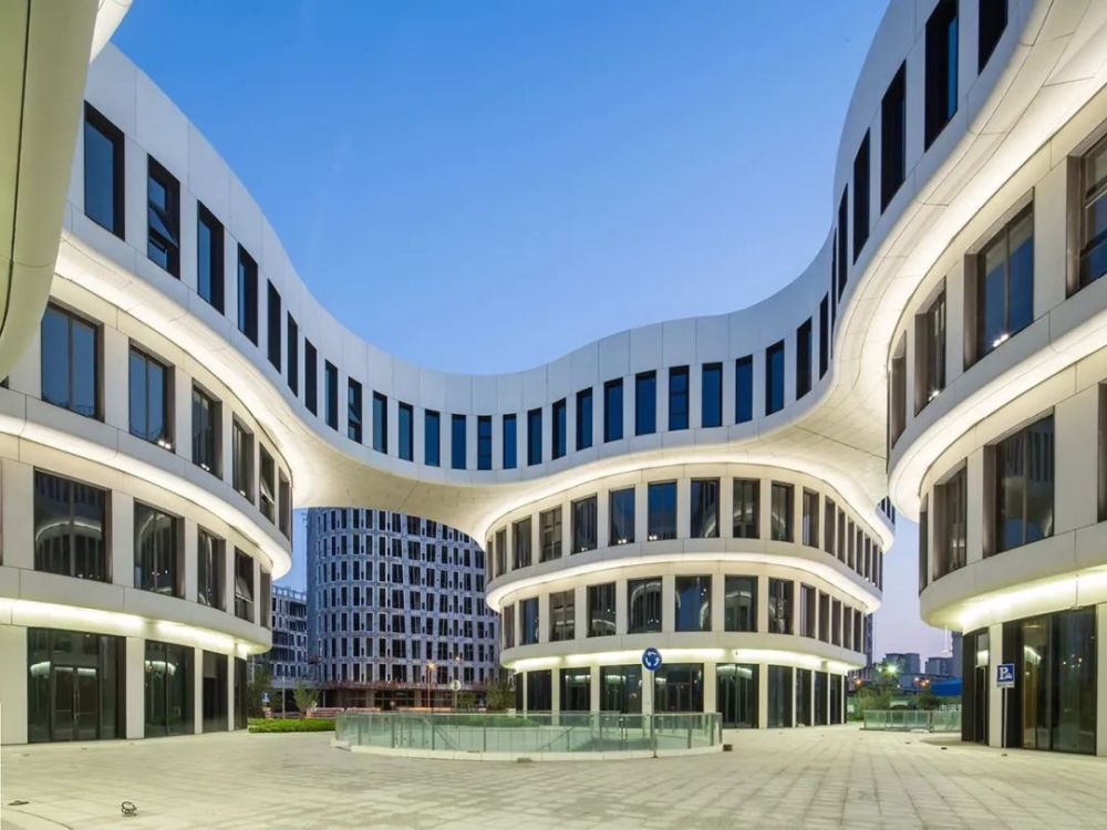 多层办公 综合体建筑设计:上海虹桥机场商务园花瓣楼/案例_腾讯新闻