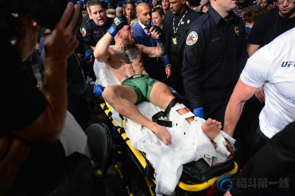 "嘴炮"康纳爆料:我的左腿在ufc264前就"应力性骨折"了_腾讯新闻