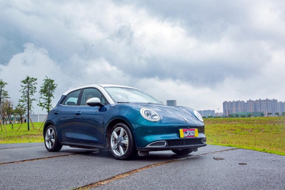 15万买小姐姐最喜欢的车 有没有大呼想要?