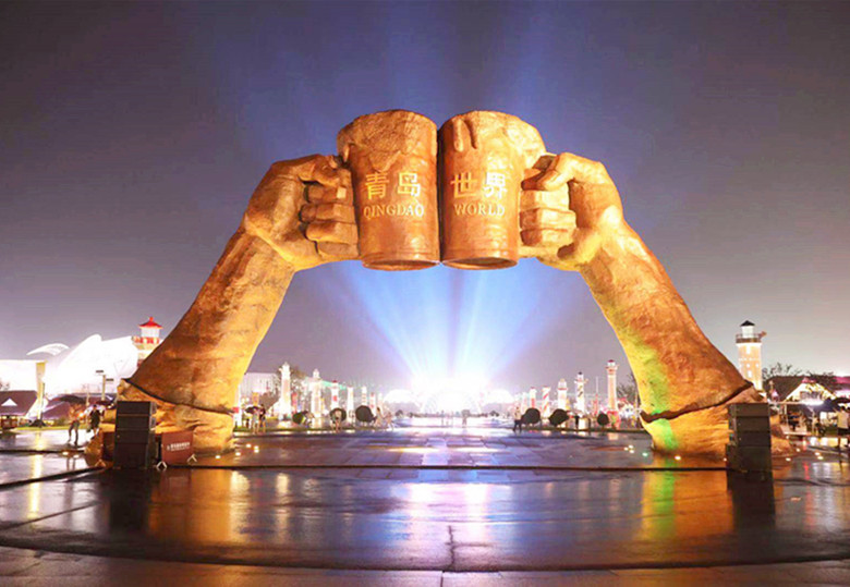 31岁的青岛啤酒节来了:很多东西变了,这些项目没变