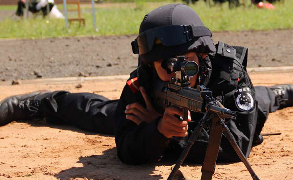 刘进荣落网记昔日的立功英雄因一次意外走上了杀人抢劫的道路