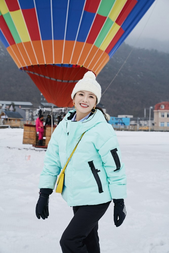 治矫达人刘涛展团长力瞬间 造型借鉴性高网友求抄时尚经