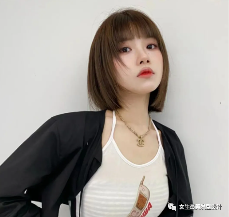 小姐姐的初恋发型依旧那么好看