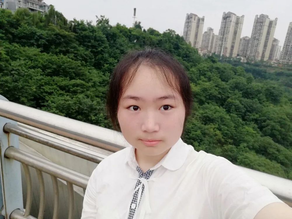 广安友谊中学陈双被清华大学录取