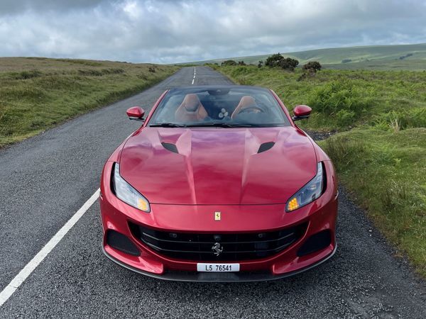 试驾全新法拉利波托菲诺m敞篷跑车