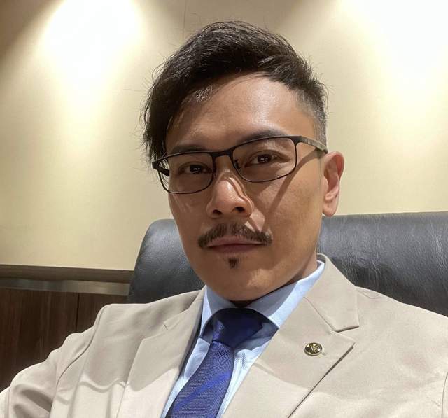 45岁香港实力派配角主动留言求工作,网友表示:tvb欠他一个主角|tvb