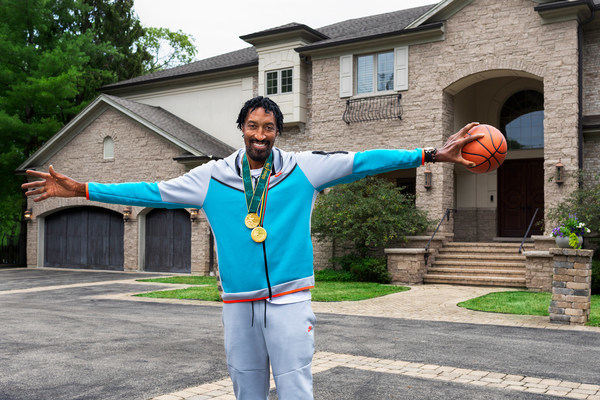 bird)和帕特里克·尤因(patrick ewing),将担任爱彼迎线上体验达人