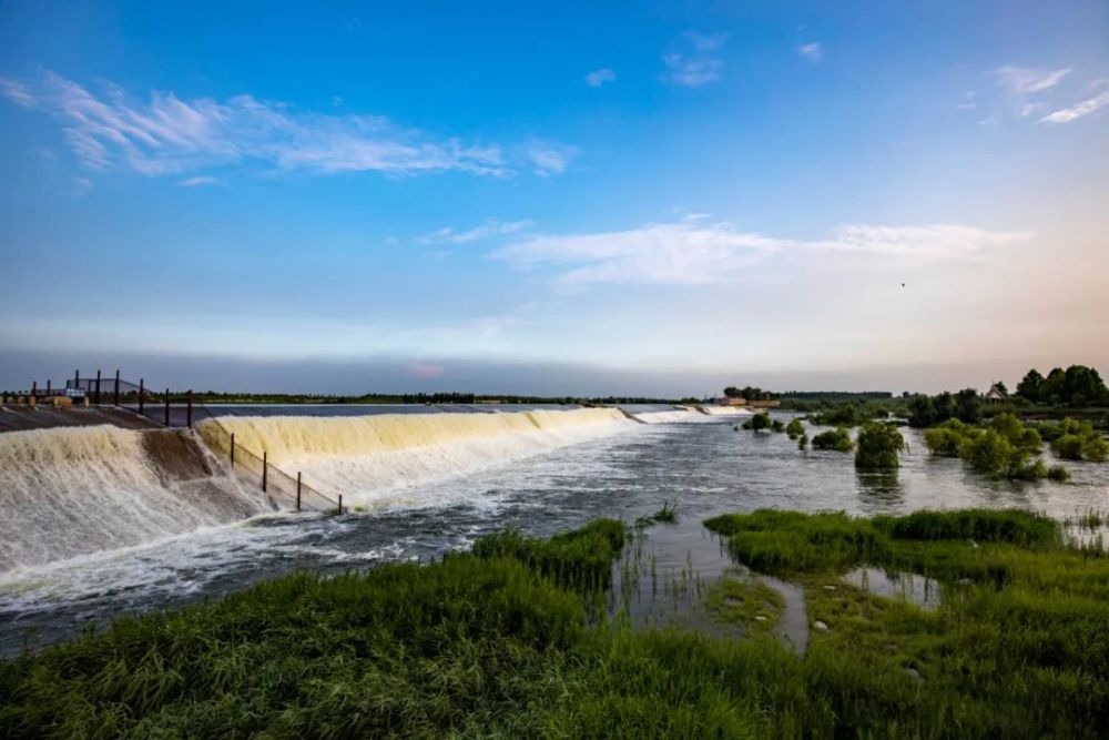 戴村坝景区戴坝虎啸奇观再现