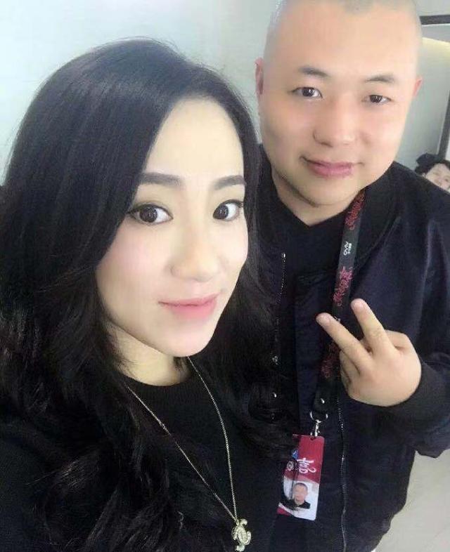 丫蛋被求婚穿泳装身材圆润自称要瘦下来做最美新娘