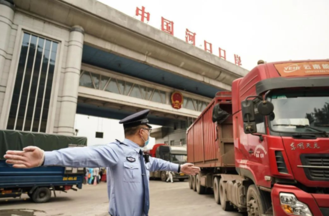 中国海关拦下一艘小船搜获上百支人体血液样本从中检出两种病毒