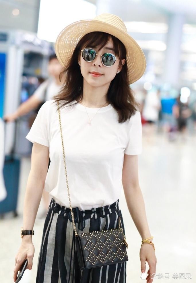 阳光美女张静初随意休闲穿搭清爽街拍 4000