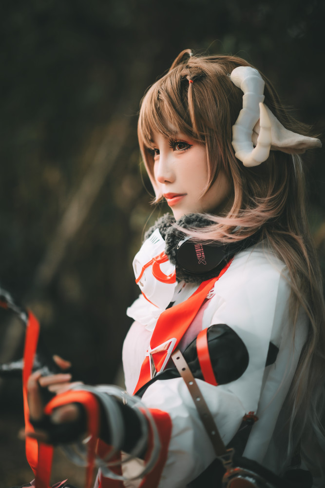 【cosplay欣赏】明日方舟-小羊 17期_腾讯新闻