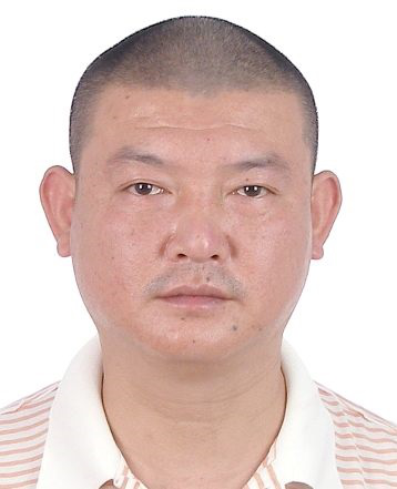 西举报电话:13980375127向警官15775308446叶警官举报地址:眉山市