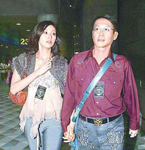 天上人间的大佬曾看上李嘉欣但是对方嫌他不够有钱而选择别人