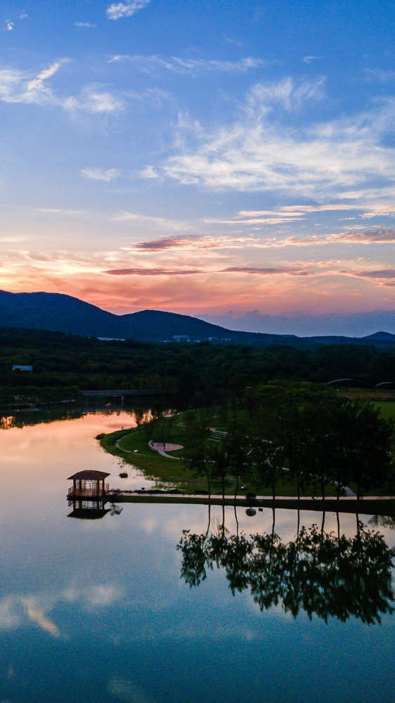 好绝22张夏日曹山高清壁纸出炉一秒焕新霸屏朋友圈