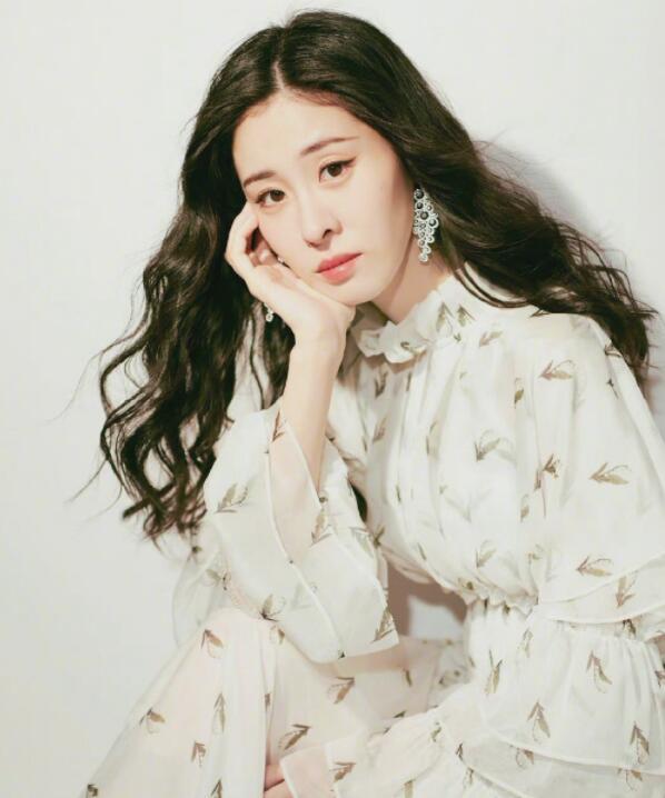 华晨宇前经纪人王桂红下场细节此地无银三百两被疑自导自演把花花搞臭