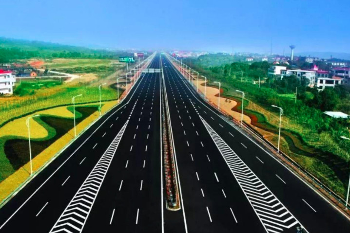 年底通车!广东又有高速扩建,时速120公里,设计为双向8车道