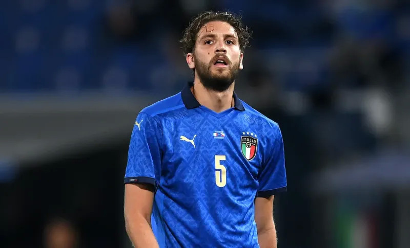 迪马:尤文为洛卡特利报价租借 30m强制买断,被萨索洛拒绝