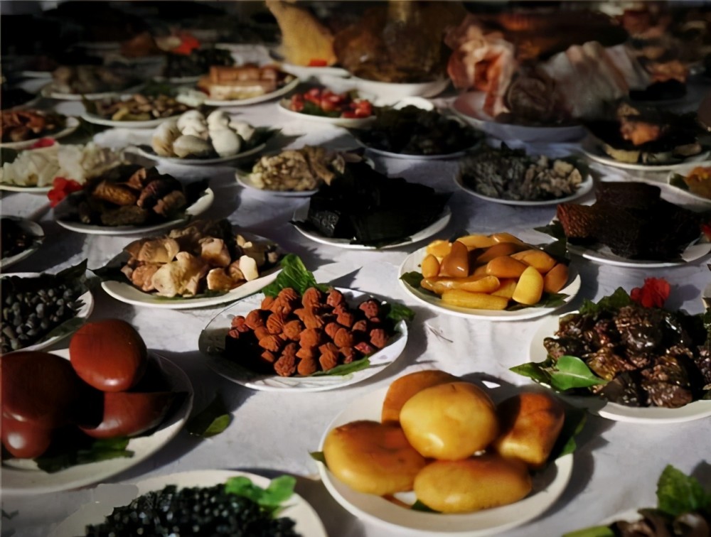 古代的穷人吃什么食物放到今天你可能一口都吃不下
