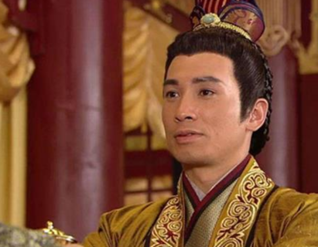 皇子为活命装疯37年骗过众人登上皇位一道圣旨让百官胆寒