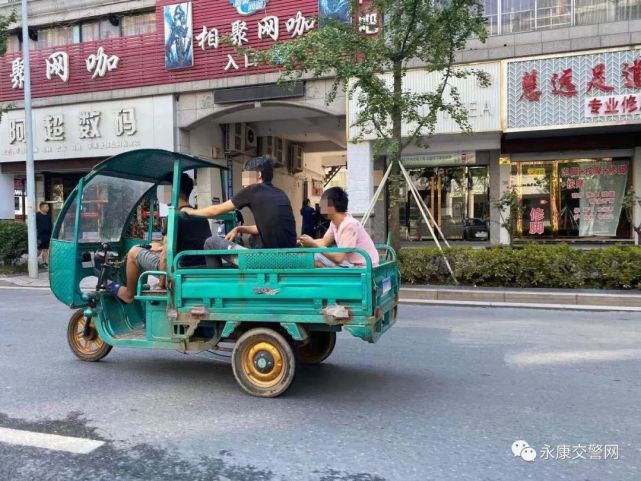 没想到还要拘留"7月14日7时许,王某俊驾驶无号牌电动三轮车,后斗