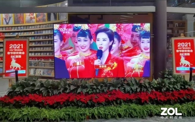 央视总台转播车现身东京，“8K”标识引人瞩目_腾讯新闻