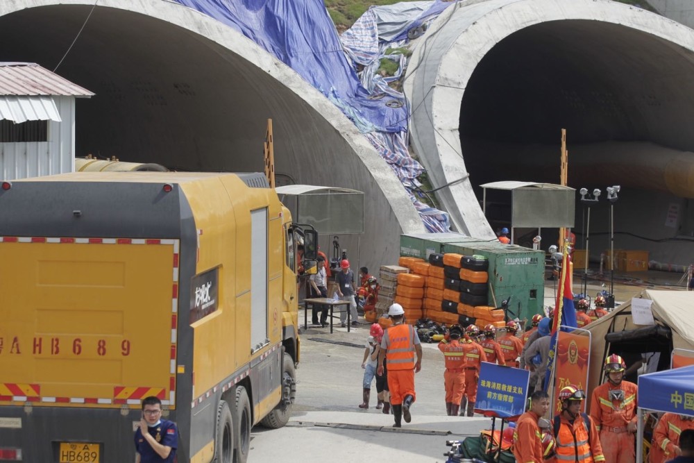 多图直击!珠海石景山隧道事故救援有序推进