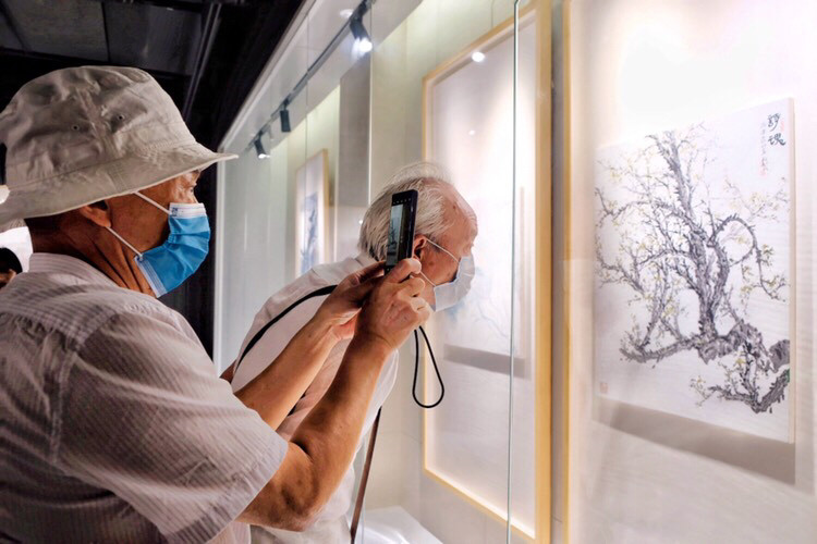 宁波画家李采姣携69幅作品亮相上海朵云轩艺术馆