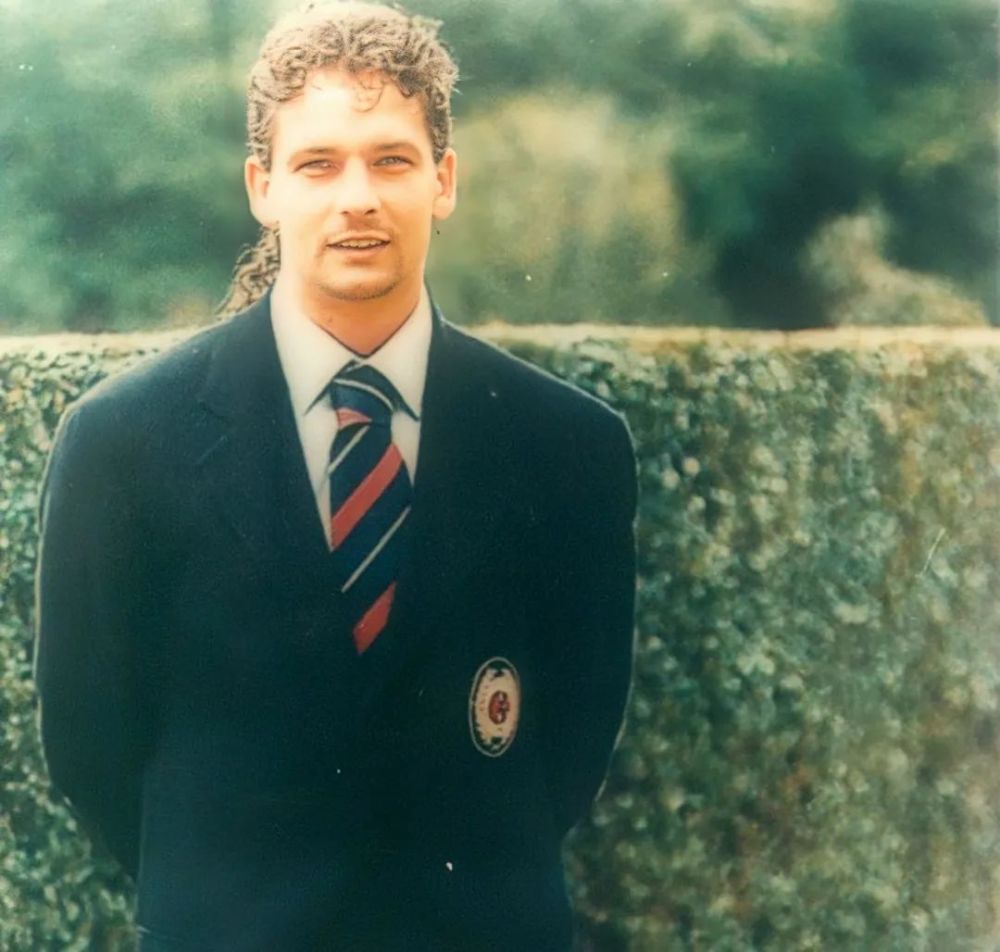 足球记忆当你老了头发白了谁还记得你年轻时的容颜巴乔篇