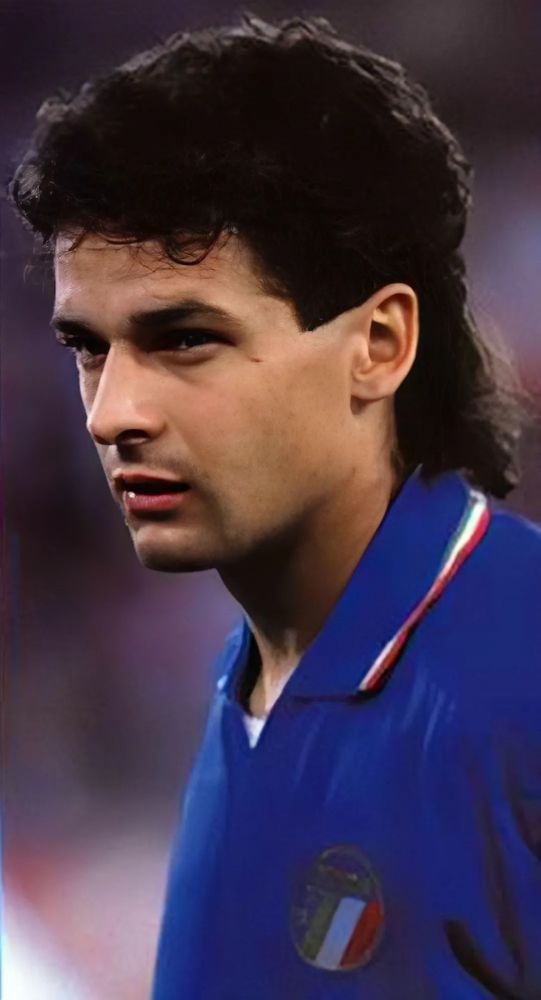 足球记忆当你老了头发白了谁还记得你年轻时的容颜巴乔篇