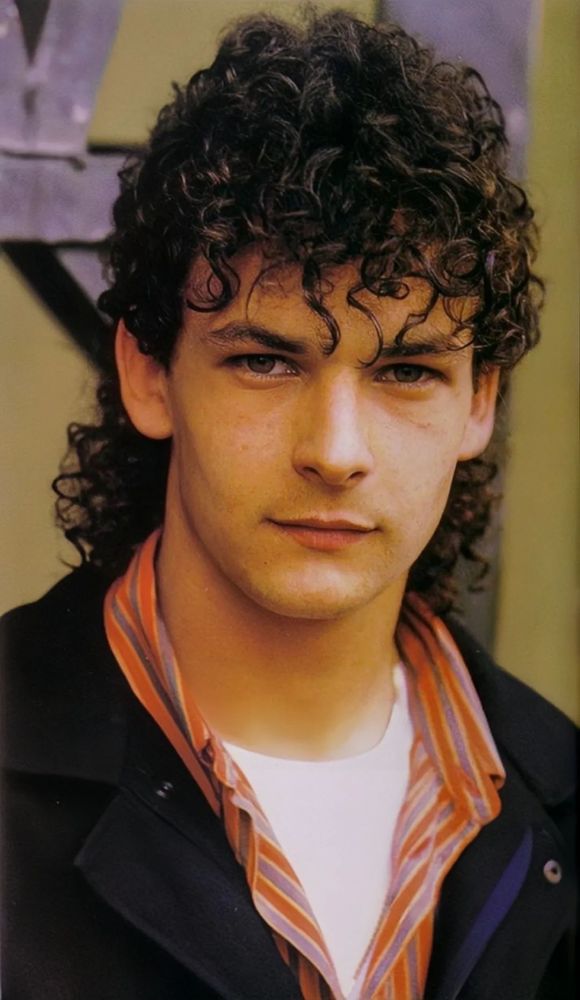 足球记忆当你老了头发白了谁还记得你年轻时的容颜巴乔篇