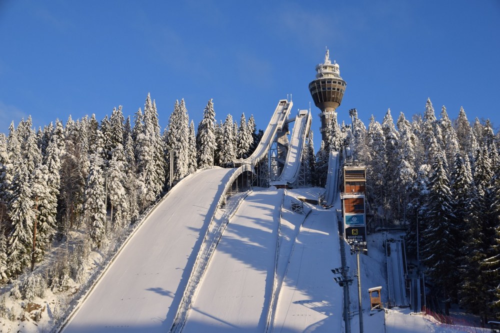 跳台滑雪洲际杯赛芬兰开战 中国18岁小将一举夺冠!_腾讯新闻