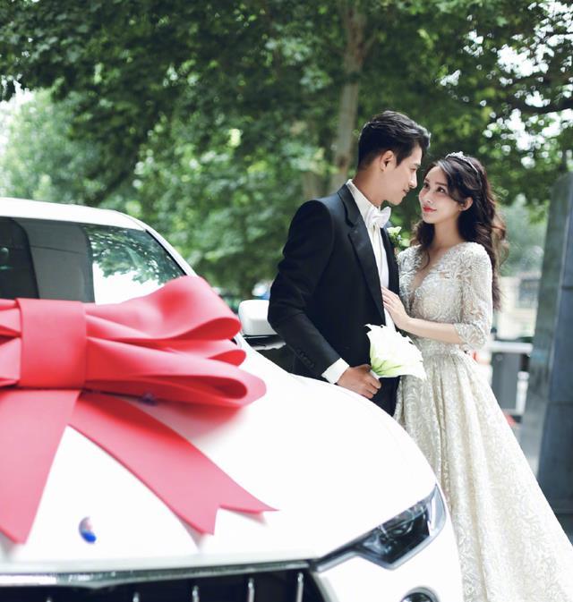 李子峰林籽在北京办婚宴,欢乐接亲现场被爆,伴郎伴娘颜值都完美_腾讯