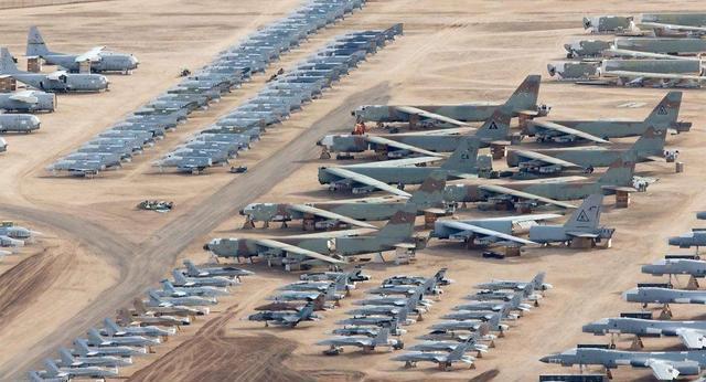 世界战斗机排行_世界各国战机数量排行榜:美国13200架,俄罗斯3800架,中国呢?