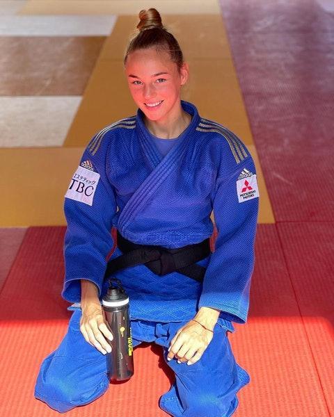 奥运会辣妹传奇20岁柔道美少女继承父母优良基因曾全年不败