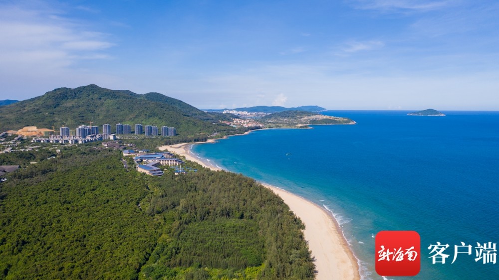 全媒体采访团走进万宁石梅湾领略最美海湾的魅力